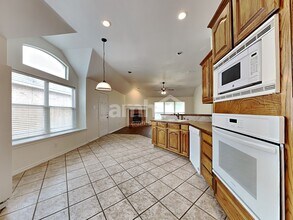 6308 Fall River Dr in The Colony, TX - Foto de edificio - Building Photo