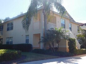 4244 Vicenza Dr in Venice, FL - Building Photo