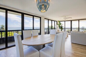 120 S Ocean Blvd in Delray Beach, FL - Building Photo - Building Photo