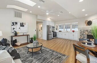 5858 Del Cerro Blvd in San Diego, CA - Building Photo - Building Photo