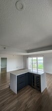7400 Lincoln Ave in Skokie, IL - Building Photo - Building Photo