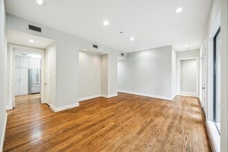 5134 Longmont Dr in Houston, TX - Building Photo - Building Photo