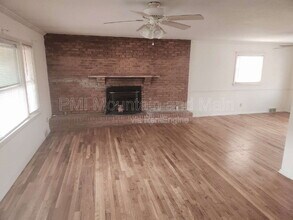 52 Blake Dr in Asheville, NC - Building Photo - Building Photo