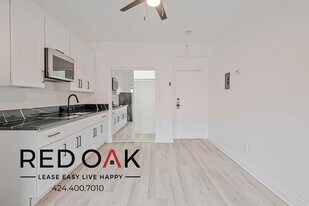 744 Beacon Ave in Los Angeles, CA - Building Photo