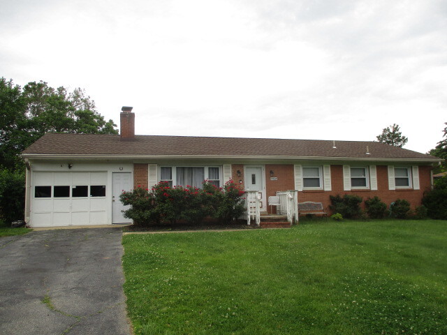 property at 15405 Thompson Rd