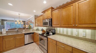 5547 Key W Pl in Bradenton, FL - Foto de edificio - Building Photo