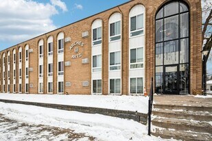 2525 3rd Ave S in Minneapolis, MN - Building Photo