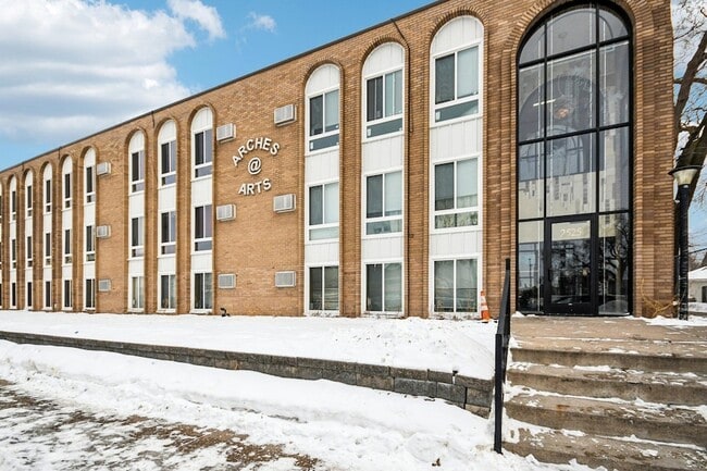 property at 2525 3rd Ave S