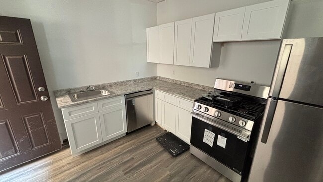 158 S White Horse Pike, Unit Apt 3