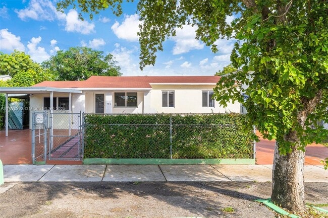 property at 701 Tamiami Canal Rd