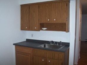 21 Pavilion Rd in Suffern, NY - Building Photo - Building Photo