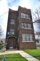 511 W Jefferson St, Unit 3 in Joliet, IL - Building Photo