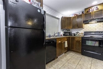 45535-45535 Shawnigan Crescent in Chilliwack, BC - Building Photo - Building Photo