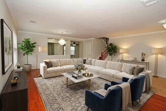 3318 Fountain Hills Dr in Missouri City, TX - Building Photo - Building Photo