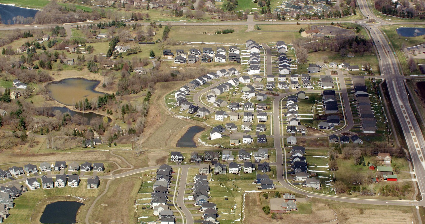 Glen View Farm in Woodbury, MN - Building Photo