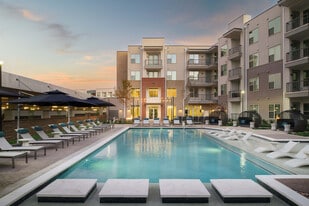 Caroline Eastside in Richardson, TX - Building Photo