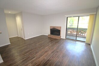 5020 Sardis Rd in Charlotte, NC - Building Photo - Building Photo