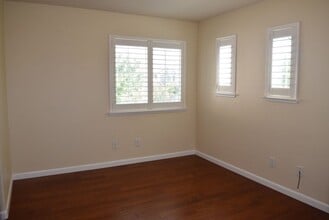 1666 Grey Bunny Dr in Roseville, CA - Foto de edificio - Building Photo