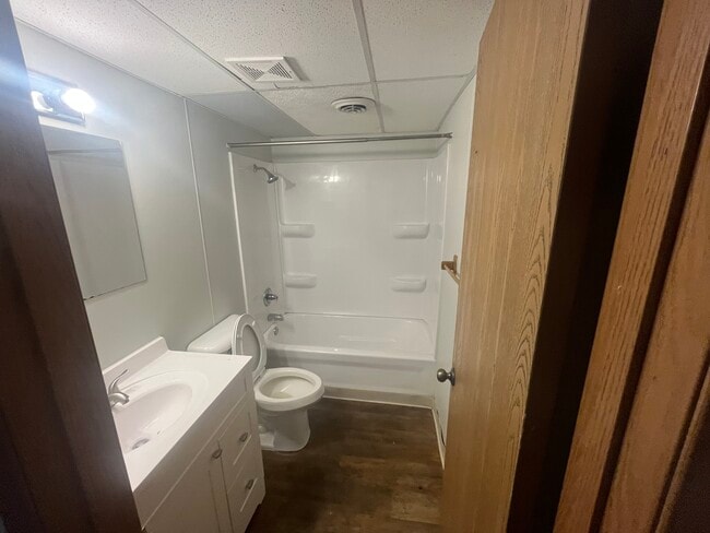 710 3rd Ave NE, Unit B in East Grand Forks, MN - Building Photo - Building Photo