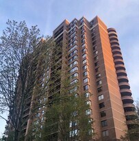 10101 Grosvenor Pl, Unit 714 in Rockville, MD - Building Photo