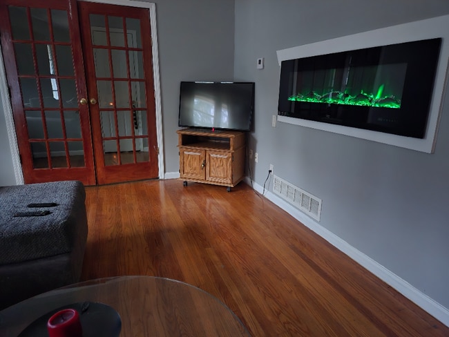 2310 Shancey Ln in College Park, GA - Foto de edificio - Building Photo