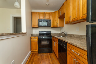 134 Highland Ave, Unit 15 Apartamentos