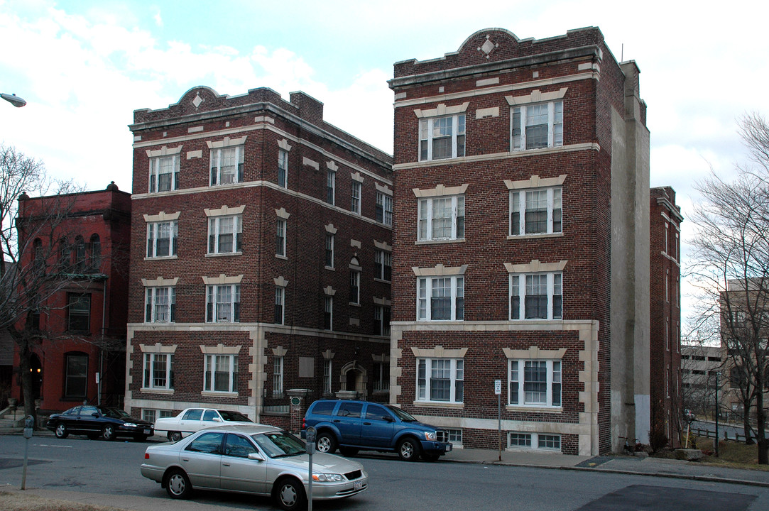 The Courtyard in Worcester, MA - Building Photo