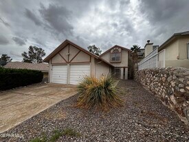 3232 Ridge View Ln in El Paso, TX - Building Photo
