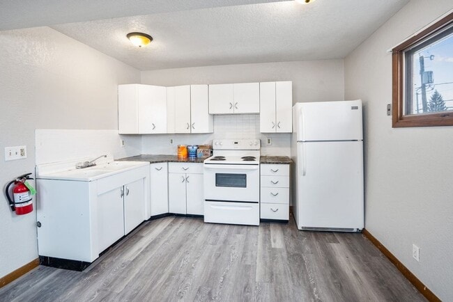 property at 809 Washington St