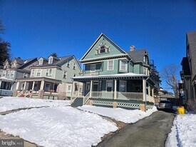 912 Riverside Ave. in Trenton, NJ - Building Photo