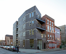 1701 S Racine Ave in Chicago, IL - Building Photo - Building Photo