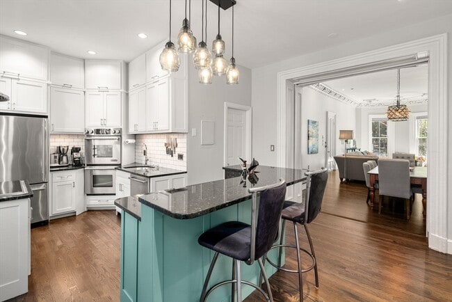 property at 673 Tremont St