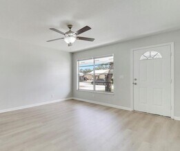 8810 SE Hobe Ridge Ave in Hobe Sound, FL - Building Photo - Building Photo