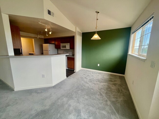 5704 N Gibralter Way in Aurora, CO - Building Photo - Building Photo