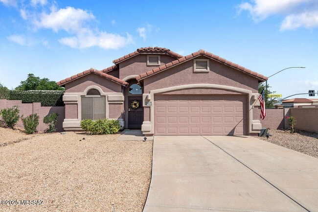 7659 N Hemingway Pl in Tucson, AZ - Building Photo - Building Photo