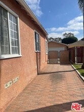 712 S Sloan Ave in Compton, CA - Building Photo - Building Photo