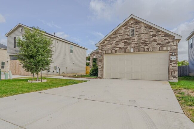 6431 Nolina Pass in San Antonio, TX - Building Photo - Building Photo