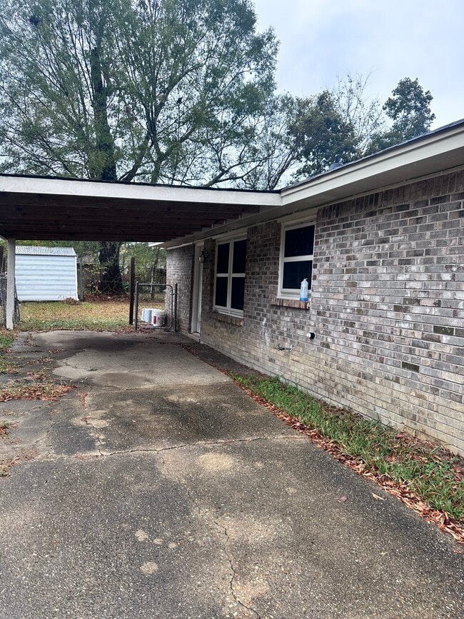 761 Spring Valley Rd in Montgomery, AL - Building Photo - Building Photo