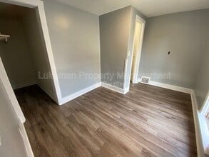 529 Wheaton Ave in Kalamazoo, MI - Building Photo - Building Photo