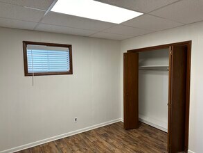 5 S Lowder St, Unit 1 in Paris, AR - Building Photo - Building Photo