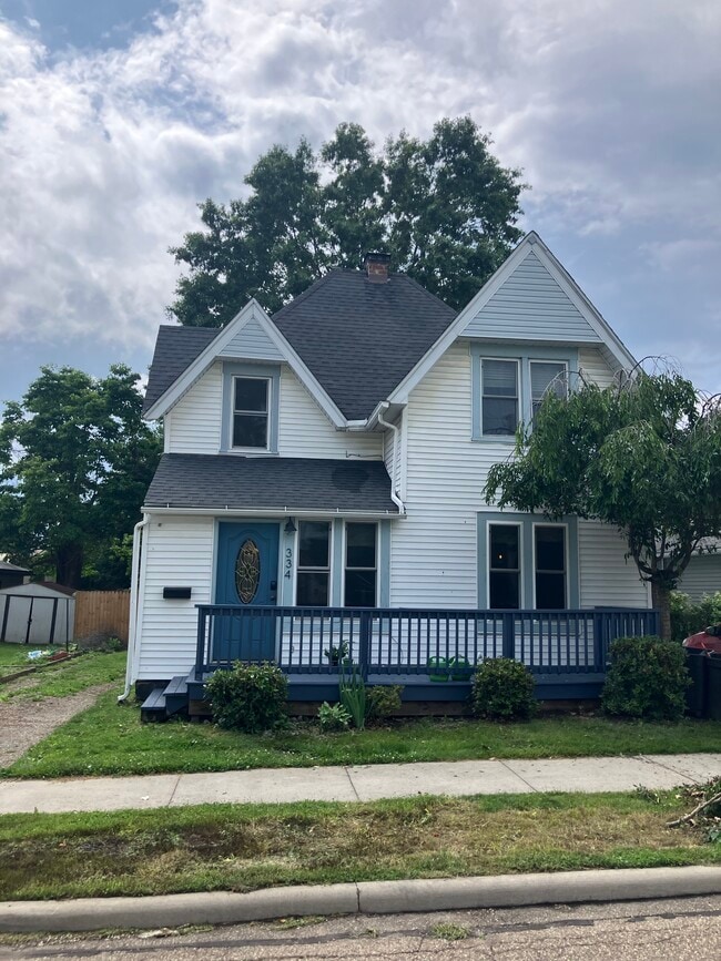 property at 334 2nd St NW
