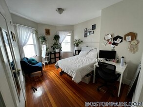 74 Romsey St in Boston, MA - Foto de edificio - Building Photo