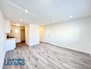 843 S Carondelet St in Los Angeles, CA - Building Photo - Building Photo
