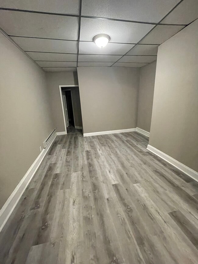 543 W Roosevelt Blvd, Unit 1