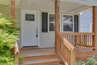 1405 Baychester Ave in Norfolk, VA - Building Photo - Building Photo