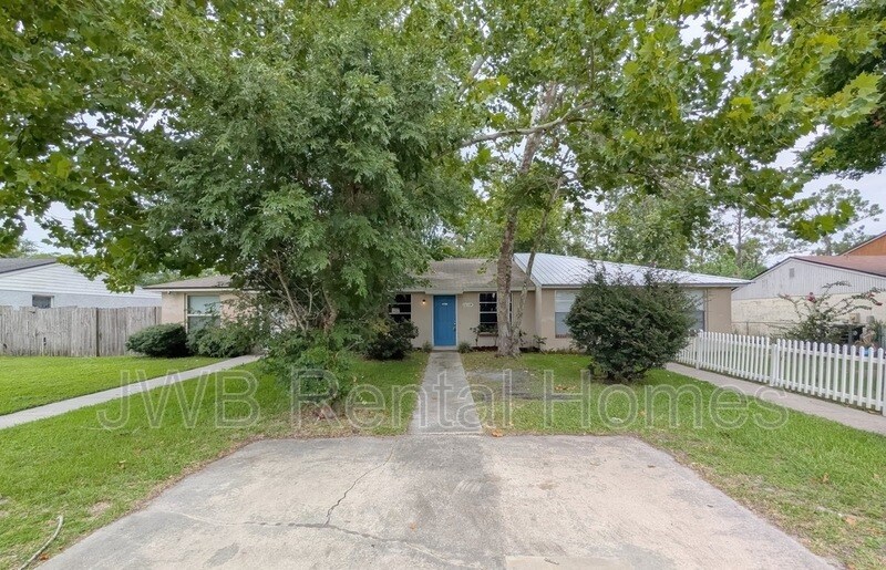 2630B Gifford Ave in Orange Park, FL - Building Photo