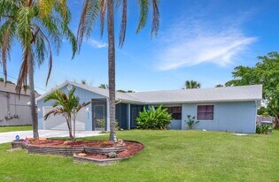 1481 SW Gastador Ave in Port St. Lucie, FL - Building Photo