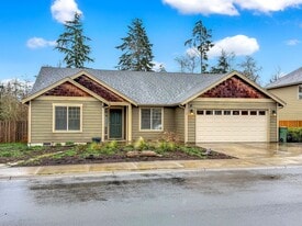 1730 Pacific Ridge Ln in Hammond, OR - Building Photo