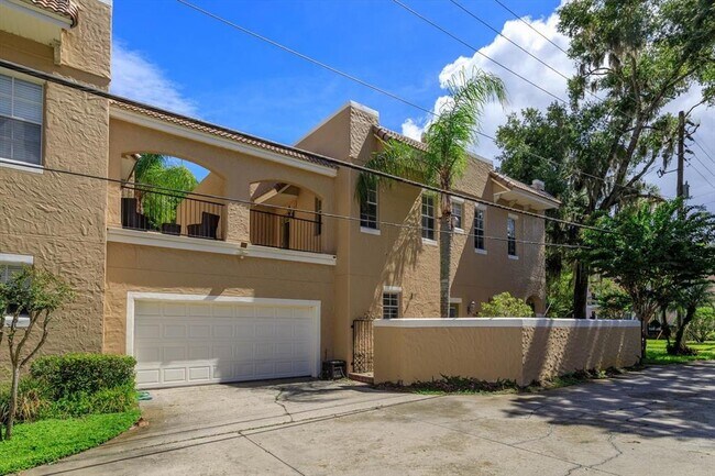 832 Ellwood Ave in Orlando, FL - Building Photo - Building Photo