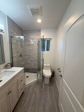 9000 Bianca Ave in Los Angeles, CA - Building Photo - Building Photo